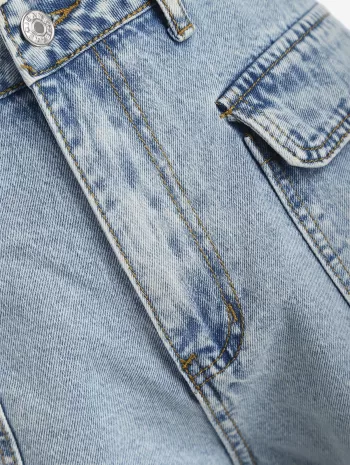 Corset-style Chambray Top And Cuffed Denim Shorts Set