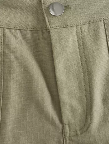 Zipper Fly Straight Cargo Shorts